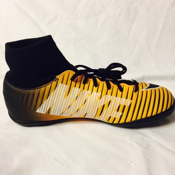 Nike MercurialX Victory VI DF IC soccer shoe women - Picture 5 of 7